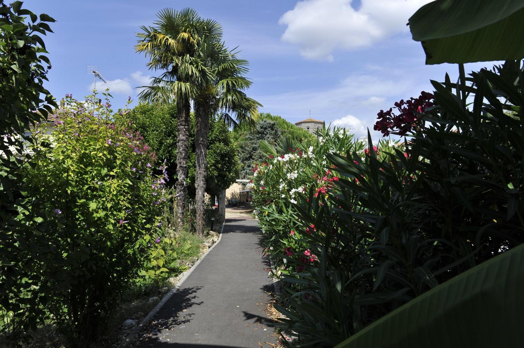 Jardin D'Arcy - Chambres D'Hotes Avec Piscine Et Spa Bois Екстер'єр фото